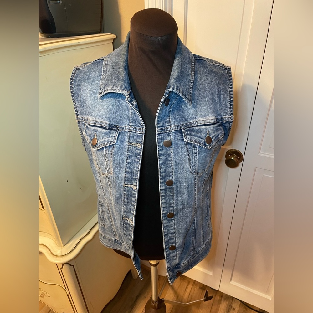 💙New Directions Blue Denim Vest